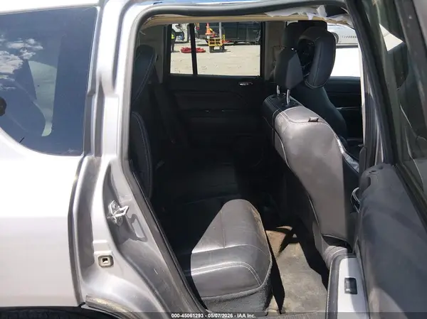 1C4NJDEB2HD126496 2017 JEEP COMPASS - Image 8