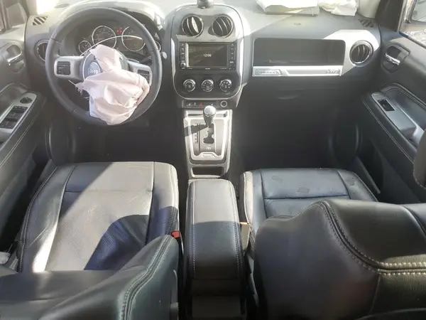 1C4NJDEB2HD163533 2017 JEEP COMPASS - Image 8