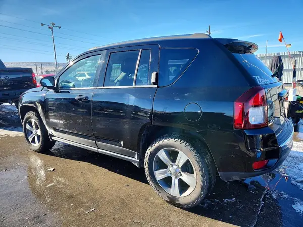 1C4NJDEB2HD164844 2017 JEEP COMPASS - Image 2