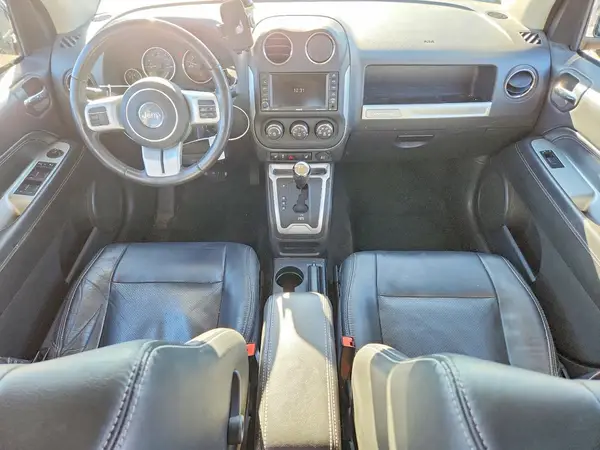 1C4NJDEB2HD164844 2017 JEEP COMPASS - Image 8