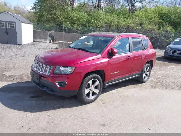 1C4NJDEB2HD175584 2017 JEEP COMPASS - Image 2