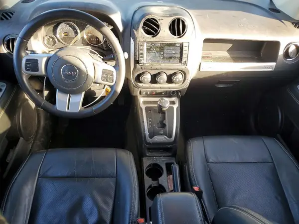1C4NJDEB2HD175990 2017 JEEP COMPASS - Image 8
