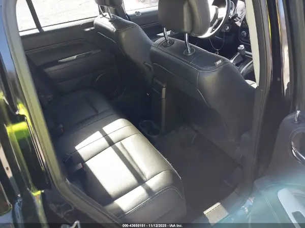 1C4NJDEB2HD177030 2017 JEEP COMPASS - Image 8
