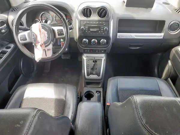 1C4NJDEB2HD204646 2017 JEEP COMPASS - Image 8