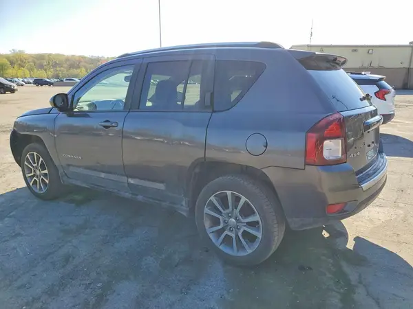 1C4NJDEB3GD546556 2016 JEEP COMPASS - Image 2