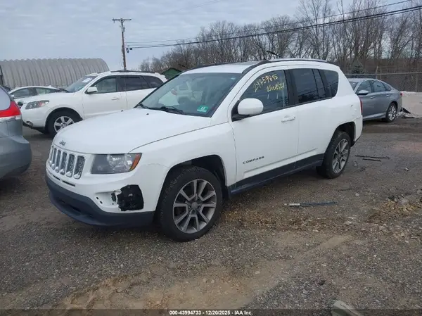 1C4NJDEB3GD558920 2016 JEEP COMPASS - Image 2
