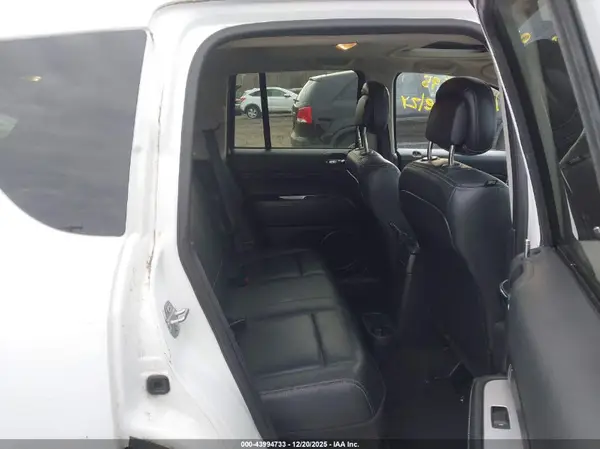 1C4NJDEB3GD558920 2016 JEEP COMPASS - Image 8