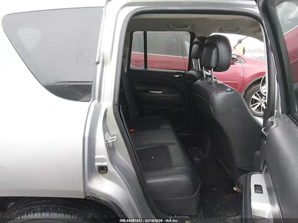 1C4NJDEB3GD616556 2016 JEEP COMPASS - Image 8