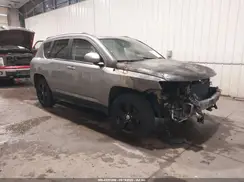 1C4NJDEB3GD635852 2016 JEEP COMPASS