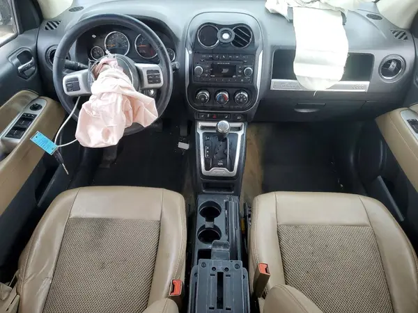 1C4NJDEB3GD662923 2016 JEEP COMPASS - Image 8