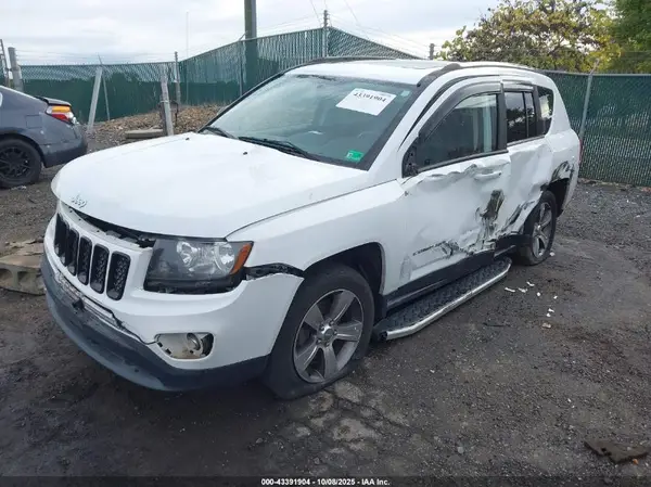 1C4NJDEB3GD709612 2016 JEEP COMPASS - Image 2
