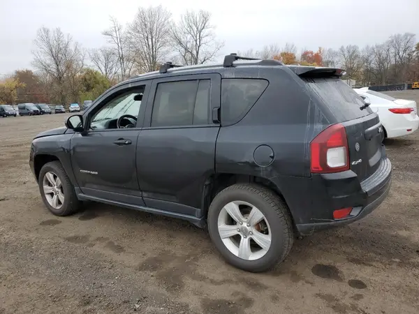 1C4NJDEB3GD714180 2016 JEEP COMPASS - Image 2