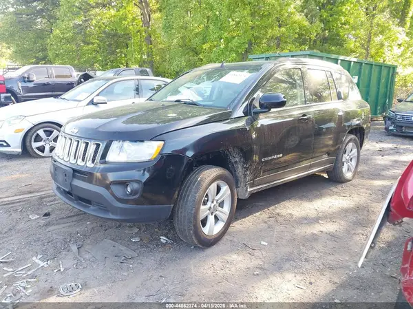 1C4NJDEB3GD757403 2016 JEEP COMPASS - Image 2