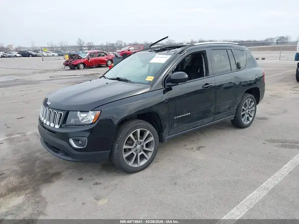 1C4NJDEB3GD762925 2016 JEEP COMPASS - Image 2