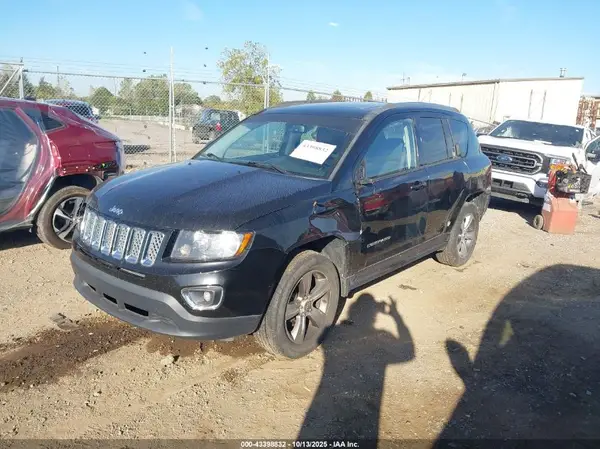 1C4NJDEB3GD793754 2016 JEEP COMPASS - Image 2