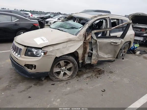 1C4NJDEB3GD799120 2016 JEEP COMPASS - Image 2
