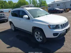 1C4NJDEB3GD810469 2016 JEEP COMPASS