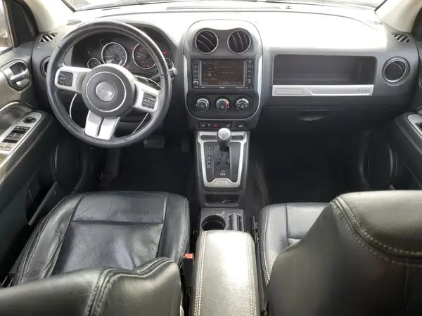1C4NJDEB3HD100442 2017 JEEP COMPASS - Image 8