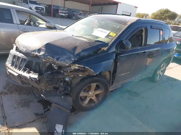 1C4NJDEB3HD101218 2017 JEEP COMPASS - Image 2