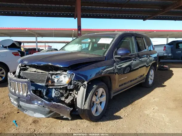 1C4NJDEB3HD105334 2017 JEEP COMPASS - Image 2