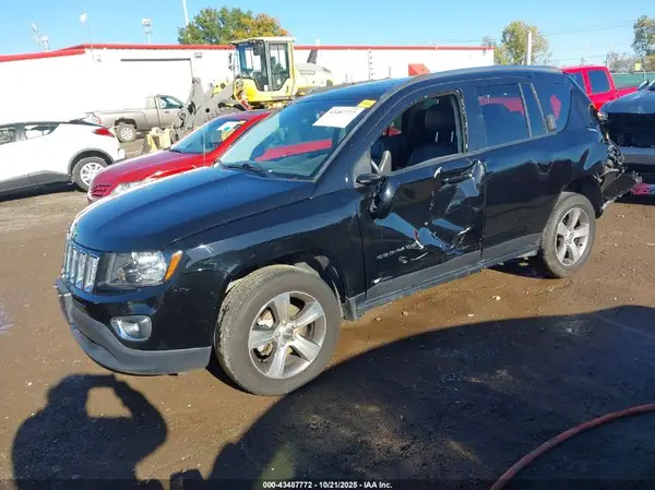 1C4NJDEB3HD109142 2017 JEEP COMPASS - Image 2