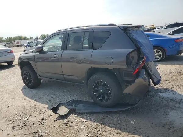 1C4NJDEB3HD111196 2017 JEEP COMPASS - Image 2