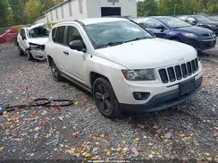 1C4NJDEB3HD112963 2017 JEEP COMPASS
