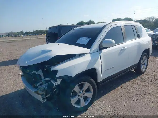 1C4NJDEB3HD113109 2017 JEEP COMPASS - Image 2
