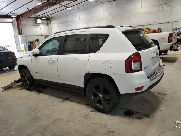 1C4NJDEB3HD126894 2017 JEEP COMPASS - Image 2
