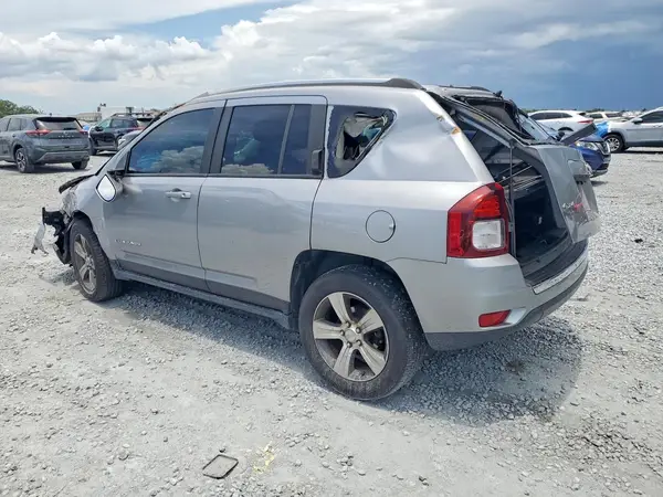 1C4NJDEB3HD129682 2017 JEEP COMPASS - Image 2