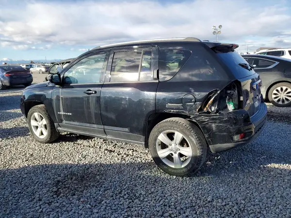1C4NJDEB3HD139824 2017 JEEP COMPASS - Image 2