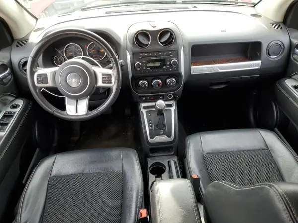 1C4NJDEB3HD162262 2017 JEEP COMPASS - Image 8