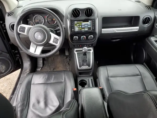 1C4NJDEB3HD163587 2017 JEEP COMPASS - Image 8