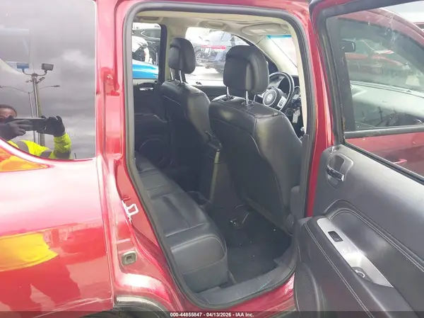 1C4NJDEB3HD170118 2017 JEEP COMPASS - Image 8