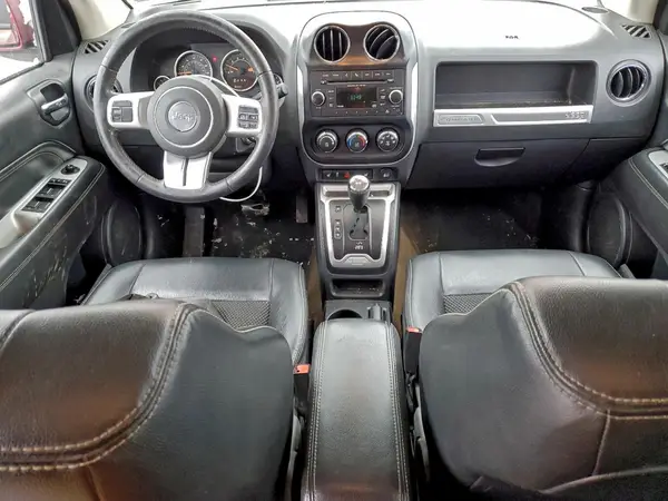 1C4NJDEB3HD175738 2017 JEEP COMPASS - Image 8