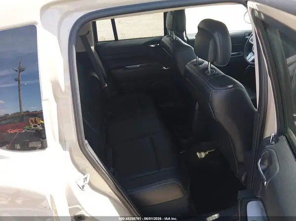 1C4NJDEB3HD177120 2017 JEEP COMPASS - Image 8