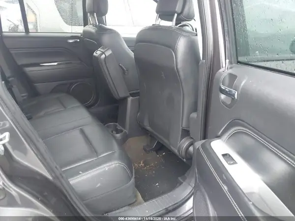 1C4NJDEB3HD192328 2017 JEEP COMPASS - Image 8