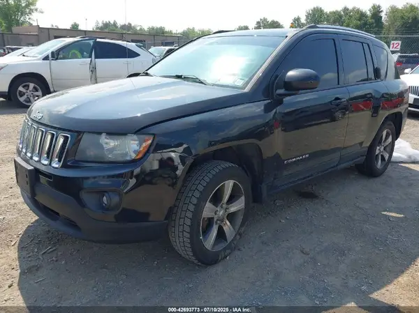 1C4NJDEB4GD545979 2016 JEEP COMPASS - Image 2