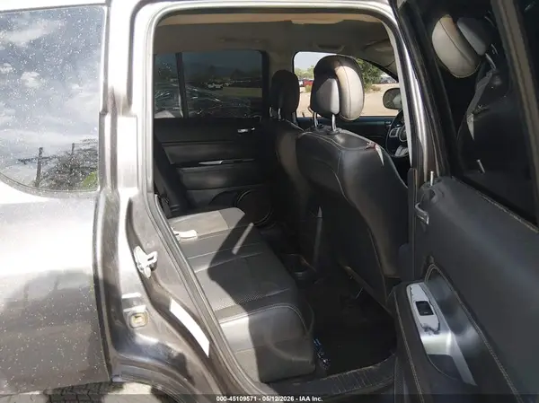 1C4NJDEB4GD585771 2016 JEEP COMPASS - Image 8
