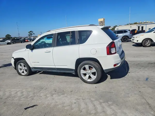1C4NJDEB4GD616811 2016 JEEP COMPASS - Image 2