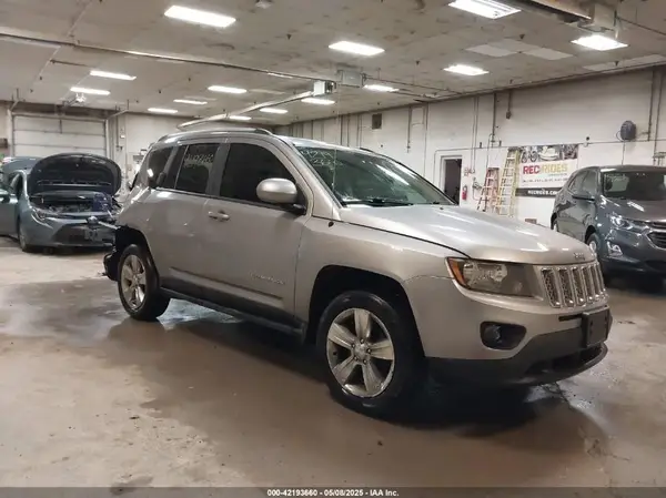 1C4NJDEB4GD631759 2016 JEEP COMPASS - Image 1