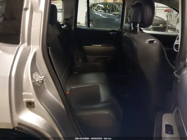 1C4NJDEB4GD631759 2016 JEEP COMPASS - Image 8