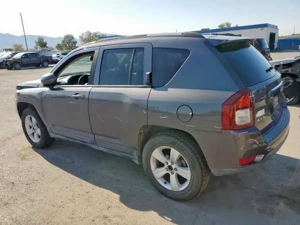 1C4NJDEB4GD637805 2016 JEEP COMPASS - Image 2
