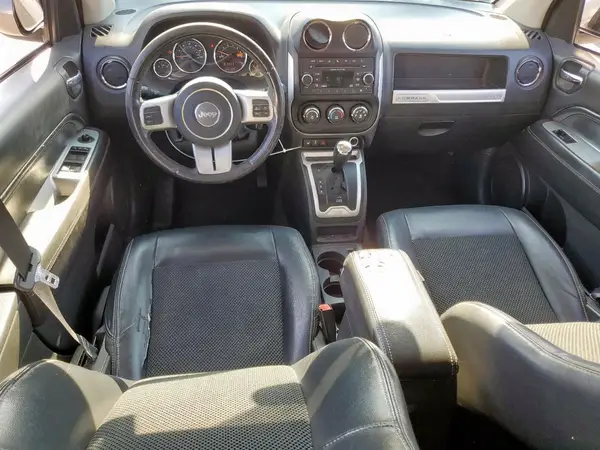 1C4NJDEB4GD637805 2016 JEEP COMPASS - Image 8