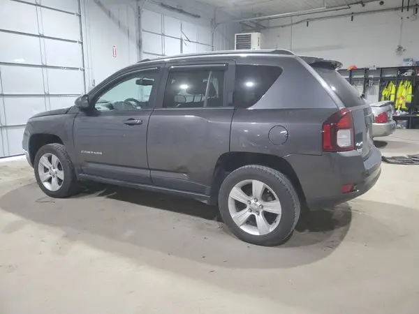1C4NJDEB4GD663658 2016 JEEP COMPASS - Image 2