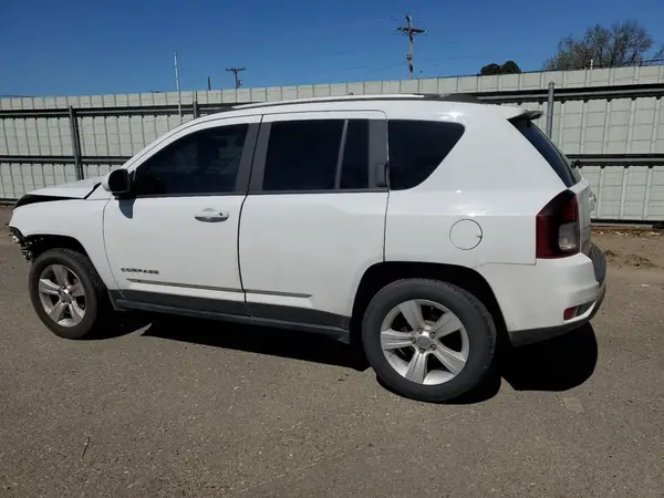 1C4NJDEB4GD687202 2016 JEEP COMPASS - Image 2
