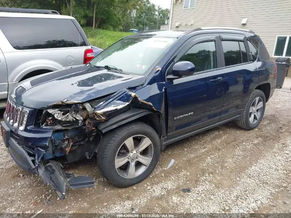 1C4NJDEB4GD702104 2016 JEEP COMPASS - Image 2