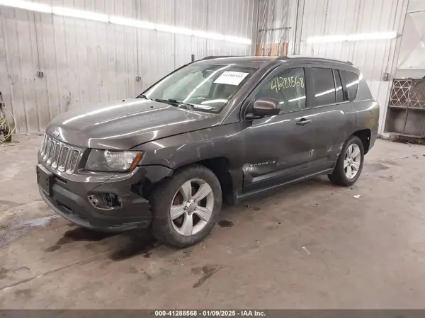 1C4NJDEB4GD712616 2016 JEEP COMPASS - Image 2