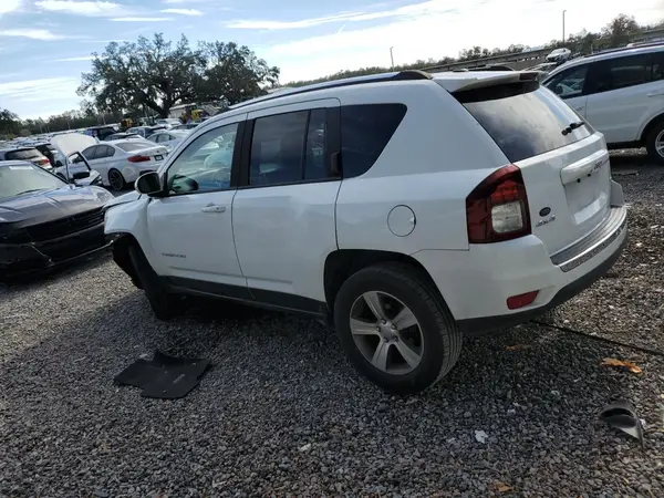 1C4NJDEB4GD731229 2016 JEEP COMPASS - Image 2