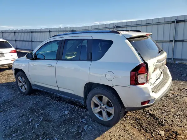 1C4NJDEB4GD751156 2016 JEEP COMPASS - Image 2